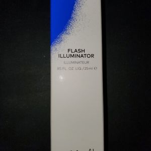 BNIB Estée Edit by Estée Lauder Flash Illuminator